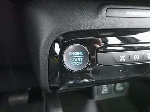 Used 2025 Ford Escape ST-Line Select w/ Tech Pack #1 image 21