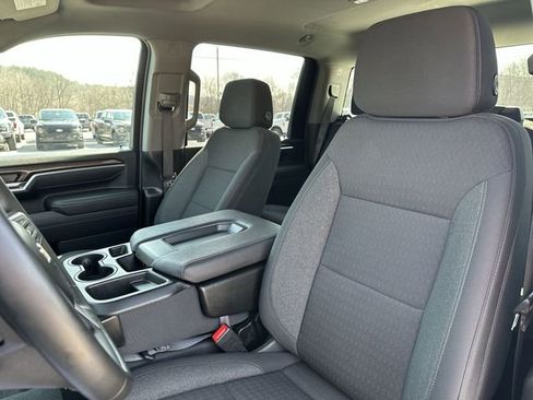 Used 2025 Chevrolet Silverado 2500 LT w/ Convenience Package image 15