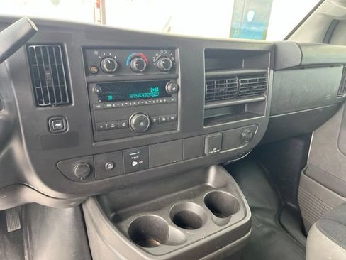 Used 2025 GMC Savana 2500 w/ Driver Convenience Package RWD image 10