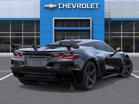 New 2026 Chevrolet Corvette E-Ray AWD/4WD image 4
