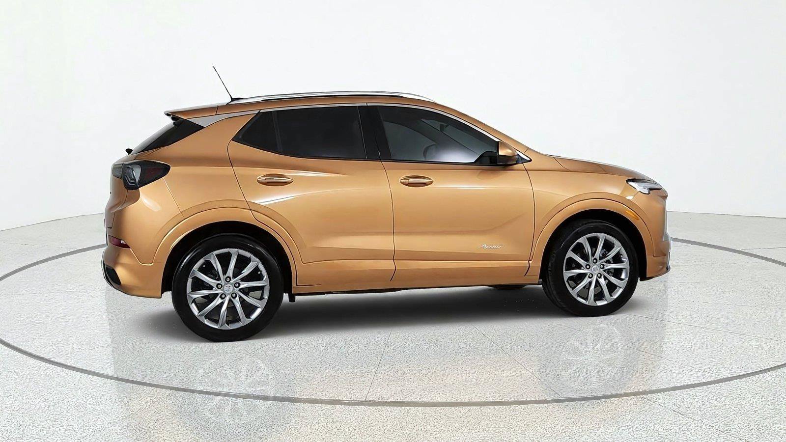 Used 2025 Buick Encore GX Avenir w/ Avenir Technology Package AWD/4WD image 7
