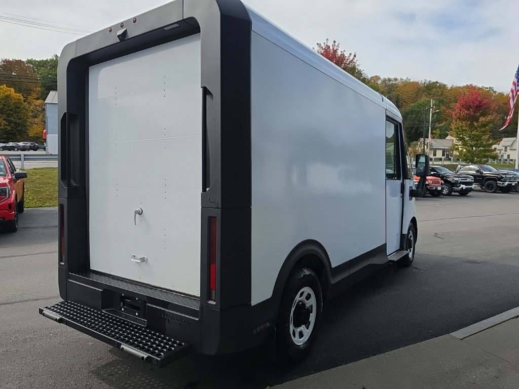 Used 2025 Chevrolet Brightdrop 400 w/ Battery Pack, Max Range AWD/4WD image 5