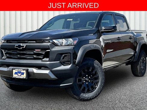New 2026 Chevrolet Colorado Trail Boss AWD/4WD image 14