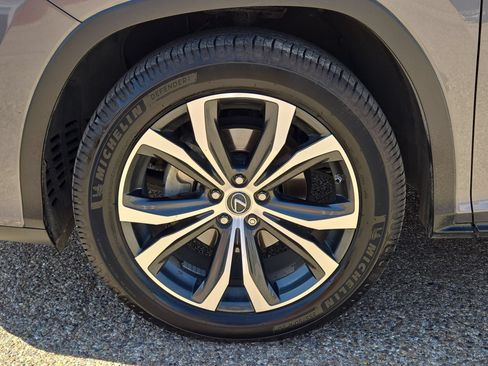 Used 2020 Lexus RX 450h AWD w/ Premium Package image 11