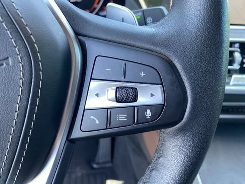 Used 2022 BMW X5 xDrive40i w/ Luxury Seating Package AWD/4WD image 29