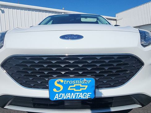 Used 2022 Ford Escape SE AWD/4WD image 14