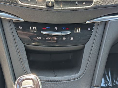 Used 2024 Cadillac XT6 Luxury w/ LPO, Floor Liner Package AWD/4WD image 22