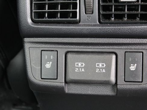 Used 2019 Subaru Legacy 2.5i Limited image 22