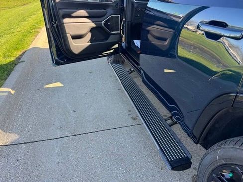New 2026 Jeep Grand Wagoneer Limited AWD/4WD image 10