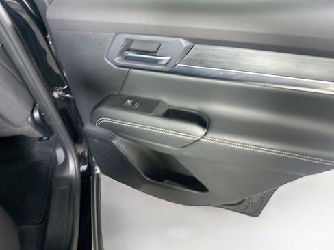 Used 2025 GMC Terrain Elevation image 29