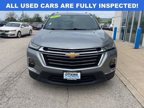 Used 2023 Chevrolet Traverse LT w/ LPO, Cargo Package AWD/4WD image 3