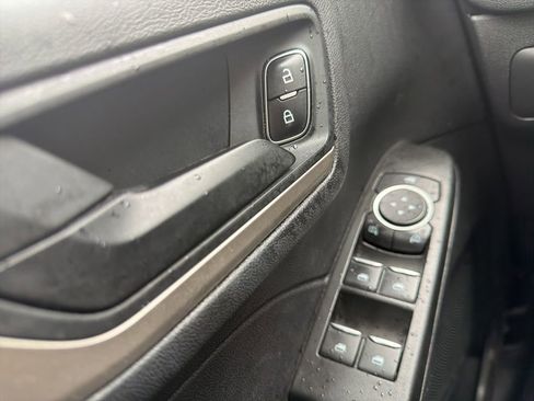 Used 2021 Ford Escape S FWD image 17