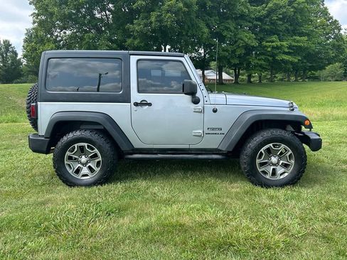 Used 2013 Jeep Wrangler Sport w/ Connectivity Group AWD/4WD image 2