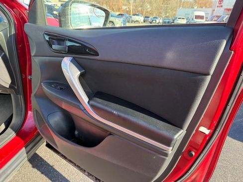 Used 2018 Mitsubishi Eclipse Cross ES image 24