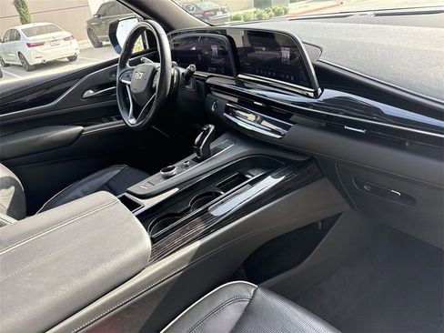 Used 2023 Cadillac Escalade ESV Sport image 27
