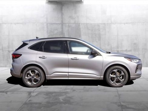 Certified 2024 Ford Escape ST-Line w/ Cold Weather Package image 5