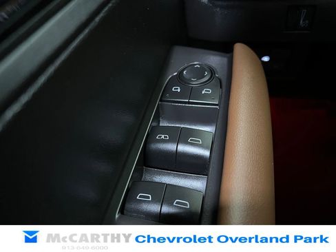 Used 2023 GMC Canyon AT4 w/ AT4 Premium Package AWD/4WD image 18