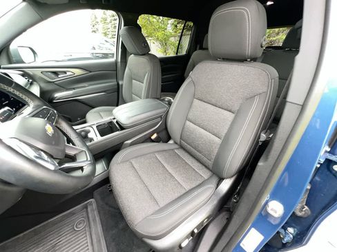 Used 2024 Chevrolet Traverse LT w/ LPO, Floor Liner Package AWD/4WD image 11