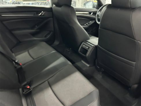 Used 2022 Honda Accord Sport image 19