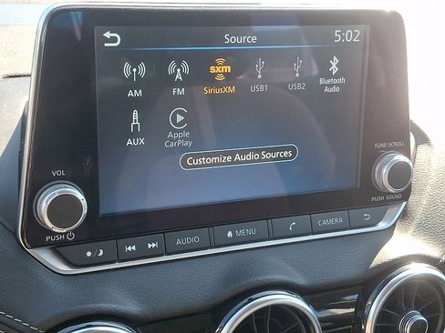 Used 2024 Nissan Sentra SV FWD image 17