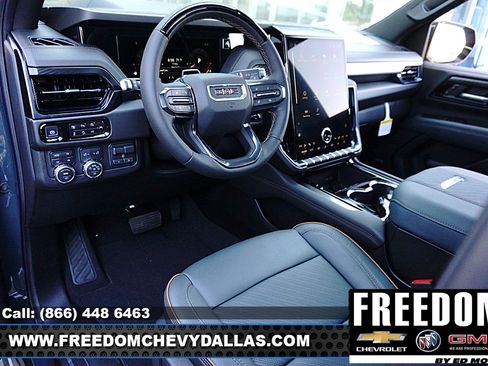 New 2026 GMC Yukon AT4 w/ AT4 Premium Plus Package image 10