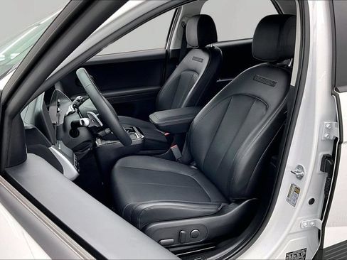 Used 2025 Hyundai Ioniq 5 SEL RWD image 25