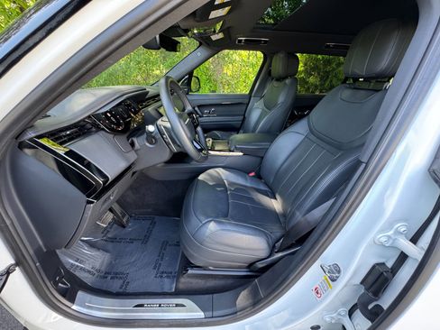 Used 2023 Land Rover Range Rover Sport SE Dynamic AWD/4WD image 24