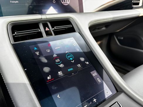 Certified 2022 Porsche Taycan GTS image 22