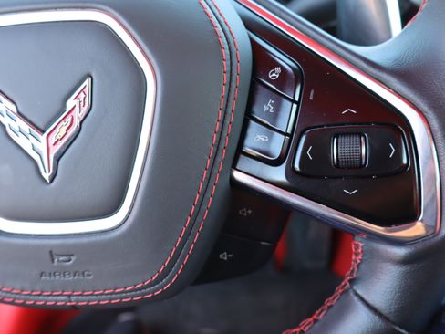 Used 2023 Chevrolet Corvette Stingray Premium Cpe w/ Z51 Performance Package image 19