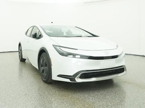 New 2026 Toyota Prius SE image 30