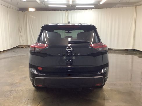 Used 2025 Nissan Rogue SV FWD image 6