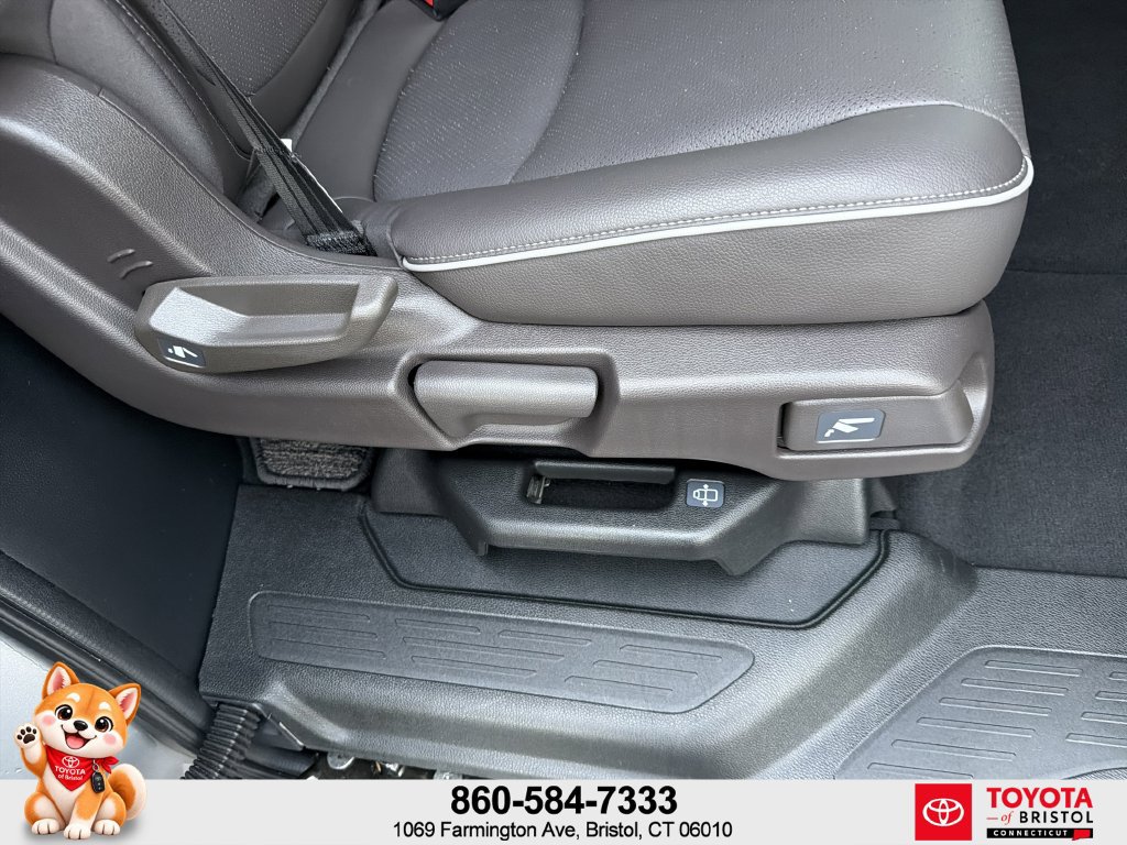 Used 2024 Honda Odyssey Elite image 39