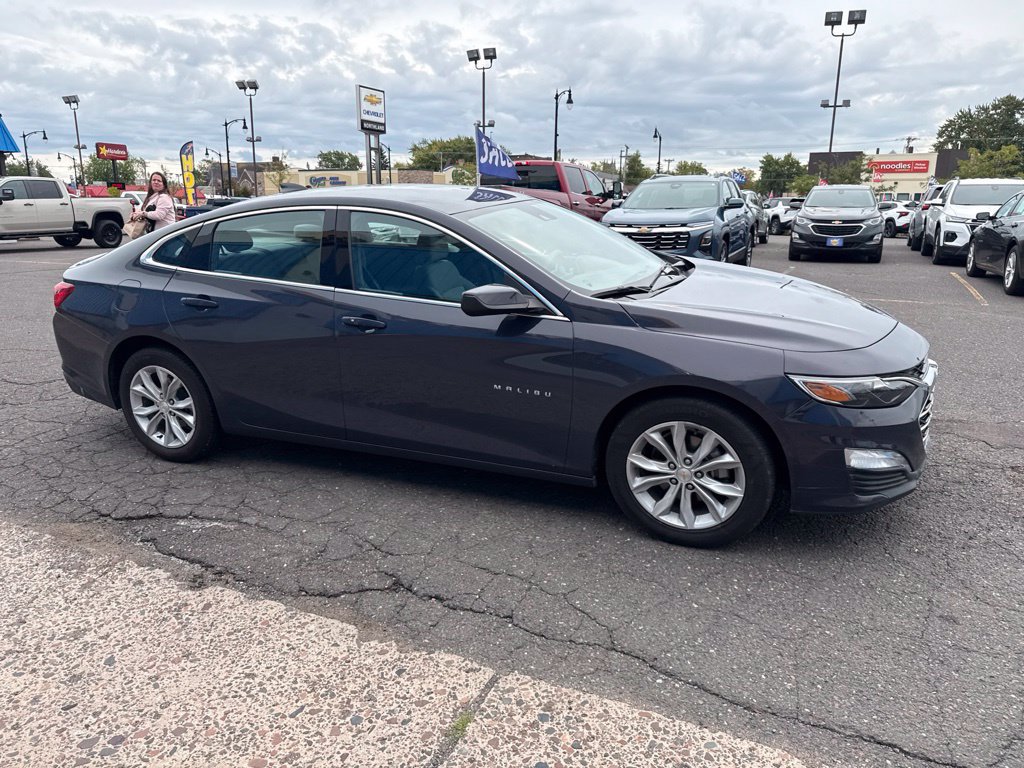 Used 2025 Chevrolet Malibu LT FWD image 6