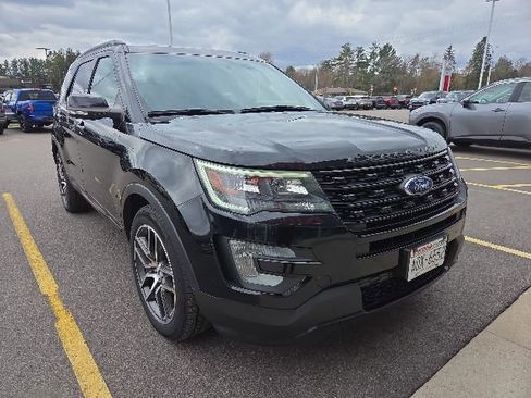Used 2016 Ford Explorer Sport AWD/4WD image 3