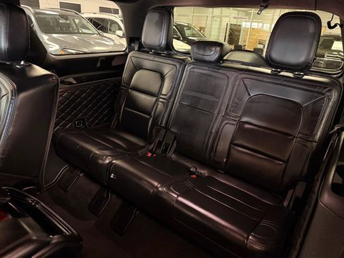 Used 2020 Lincoln Navigator Reserve AWD/4WD image 22
