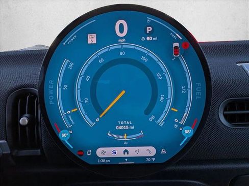 Certified 2025 MINI Cooper 4-Door Hardtop FWD image 11