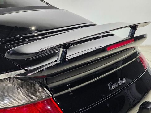 Used 2004 Porsche 911 Turbo AWD/4WD image 32