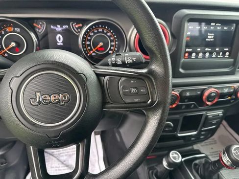 Used 2023 Jeep Wrangler Unlimited Sport AWD/4WD image 18