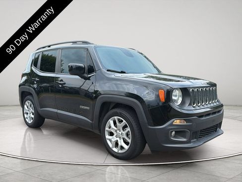 Used 2018 Jeep Renegade Latitude FWD image 1