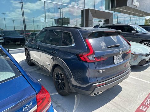 Used 2023 Honda CR-V Sport image 11