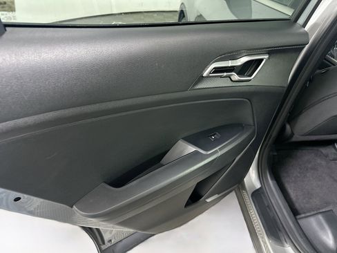 Used 2024 Kia Sportage LX image 24