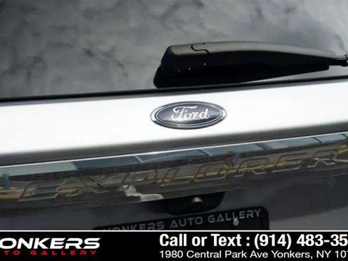 Used 2023 Ford Explorer Limited image 59