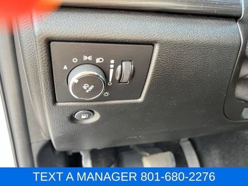 Used 2021 Jeep Grand Cherokee Laredo w/ Security & Convenience Group AWD/4WD image 21