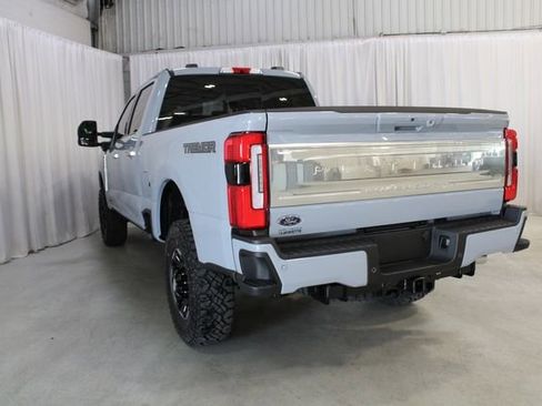 New 2026 Ford F250 Platinum w/ Platinum Plus Package AWD/4WD image 24