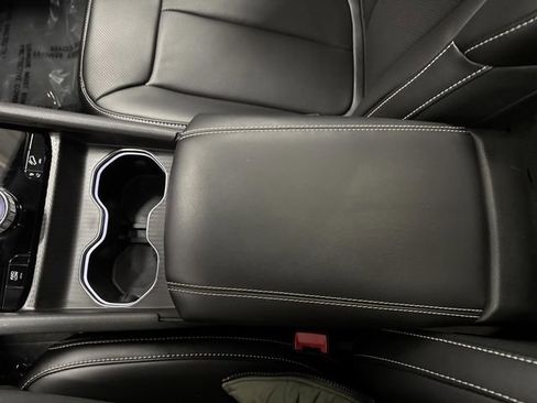 Used 2023 Jeep Grand Cherokee 4WD 4xe w/ Luxury Tech Group II image 22