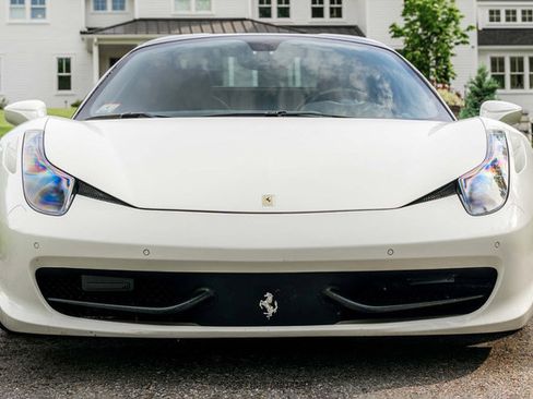 Used 2015 Ferrari 458 Spider RWD image 15