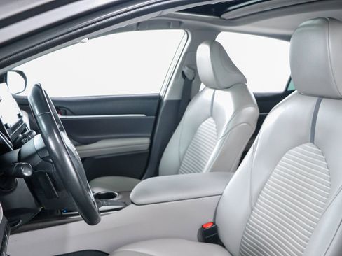 Used 2023 Toyota Camry SE w/ Audio Upgrade Package FWD image 24