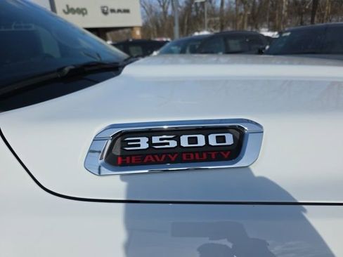Used 2022 RAM 3500 Limited image 36