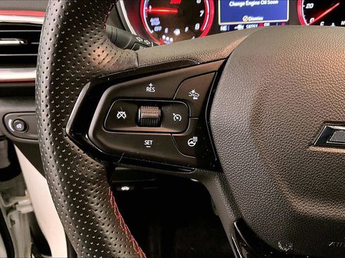 Used 2023 Chevrolet TrailBlazer RS w/ Sun and Liftgate Package image 17