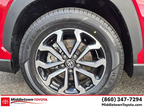 Used 2024 Toyota Corolla Cross AWD Hybrid image 9